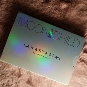 Anastasia BeverlyHills Moonchild Highlight Palette